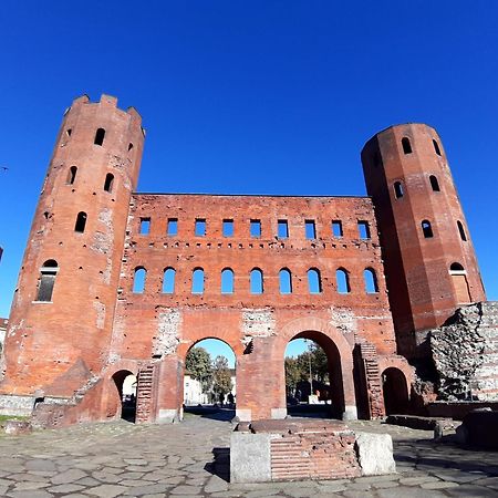Apartamento La Mansarda Delle Mongolfiere Turín Exterior foto