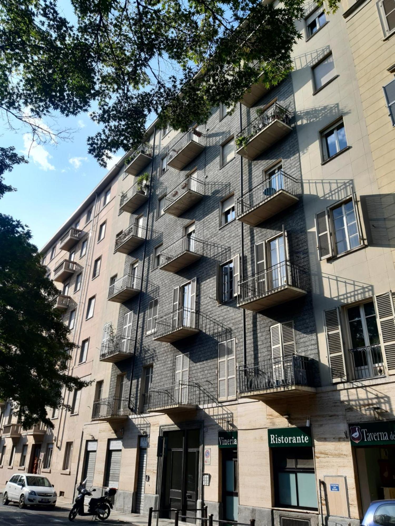 Apartamento La Mansarda Delle Mongolfiere Turín Exterior foto