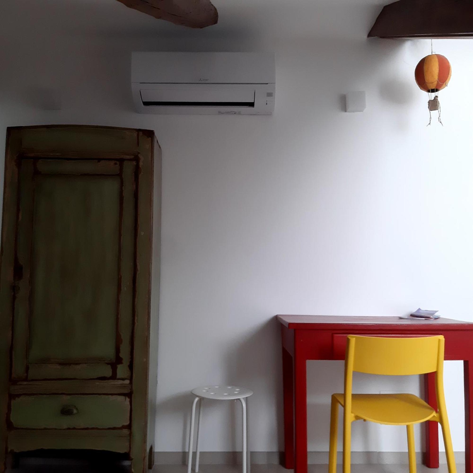 Apartamento La Mansarda Delle Mongolfiere Turín Exterior foto